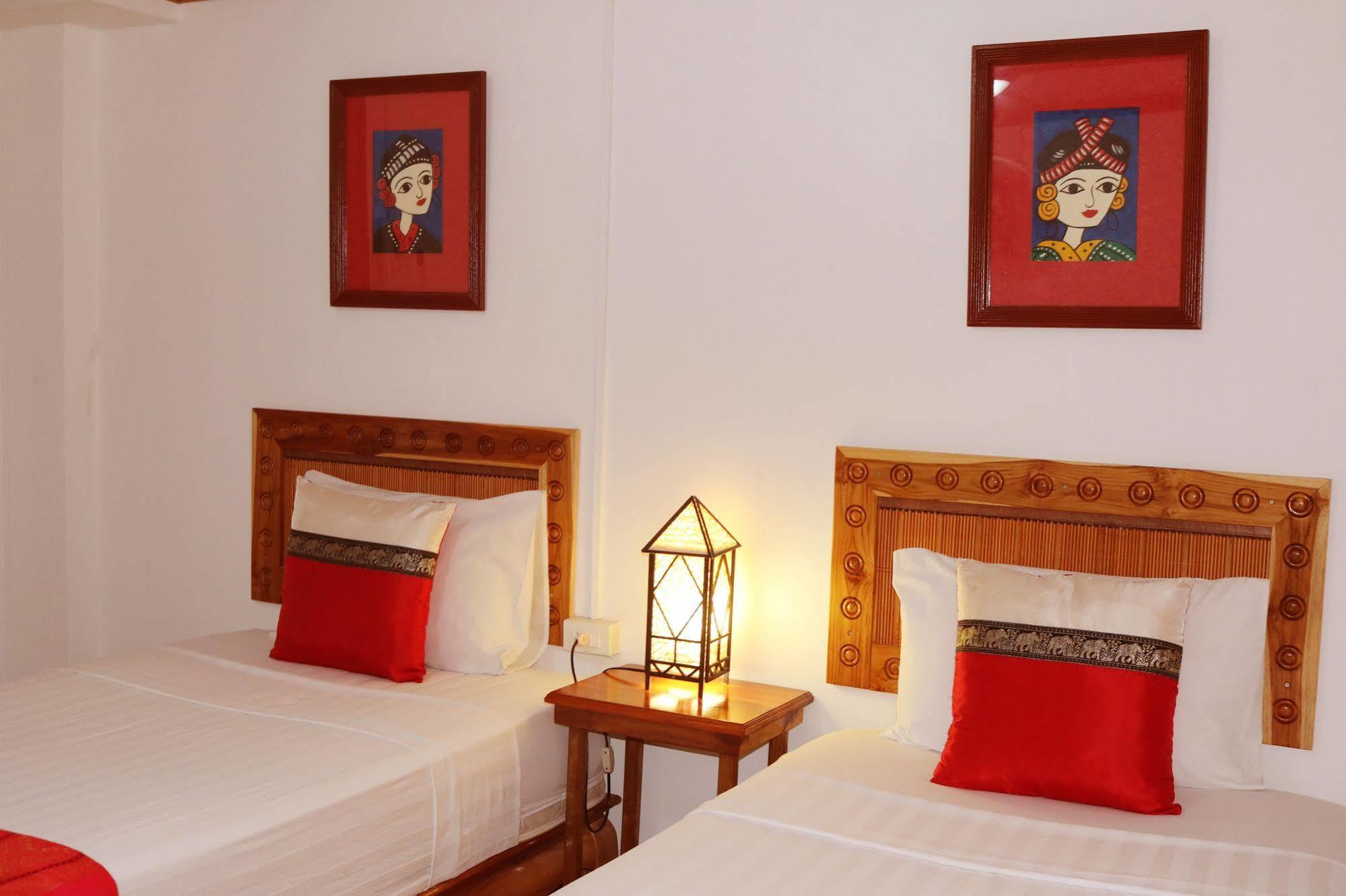 Apple Guesthouse Luang Prabang Bagian luar foto